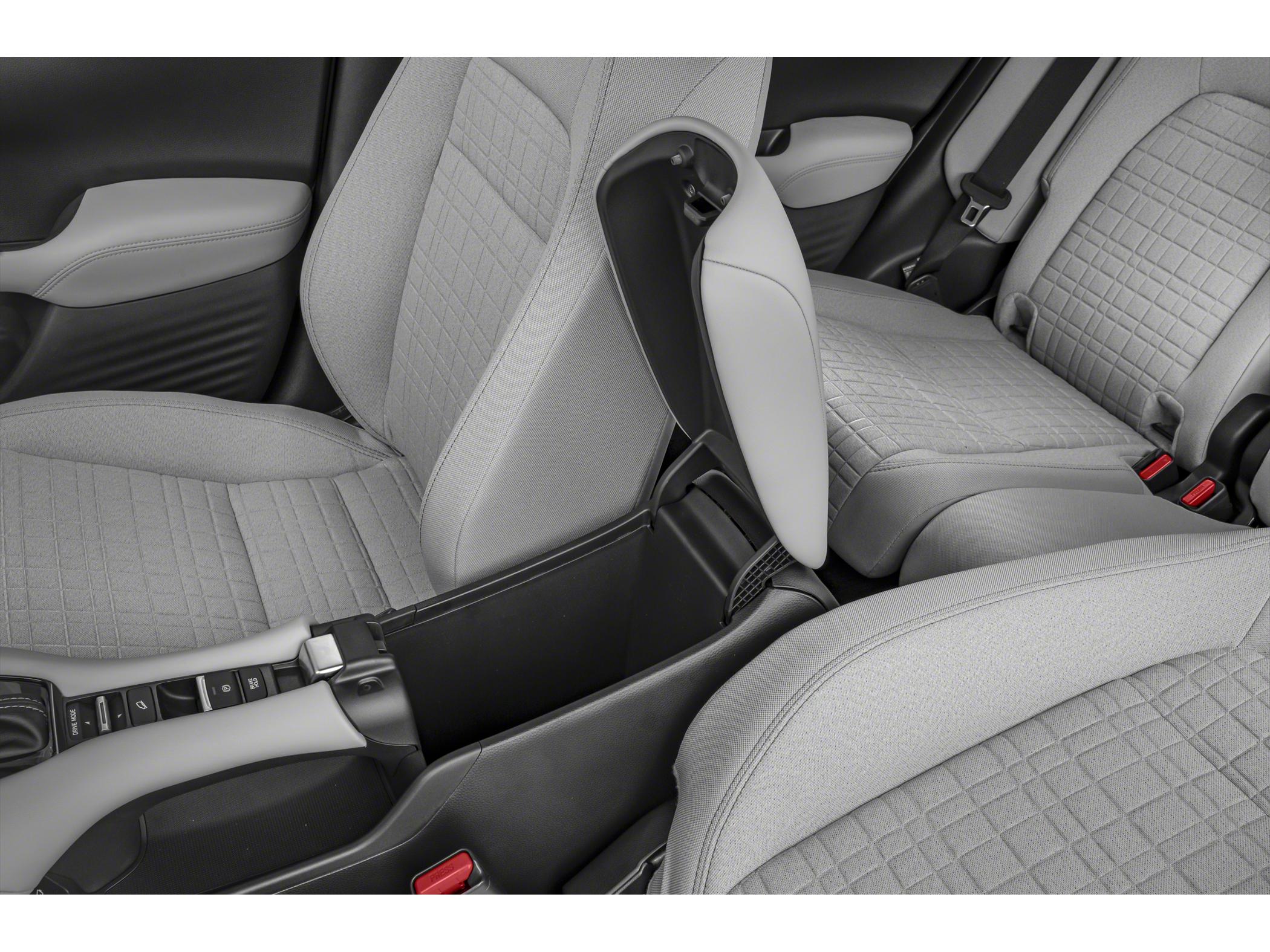 2027 Honda HR-V interior — center console
